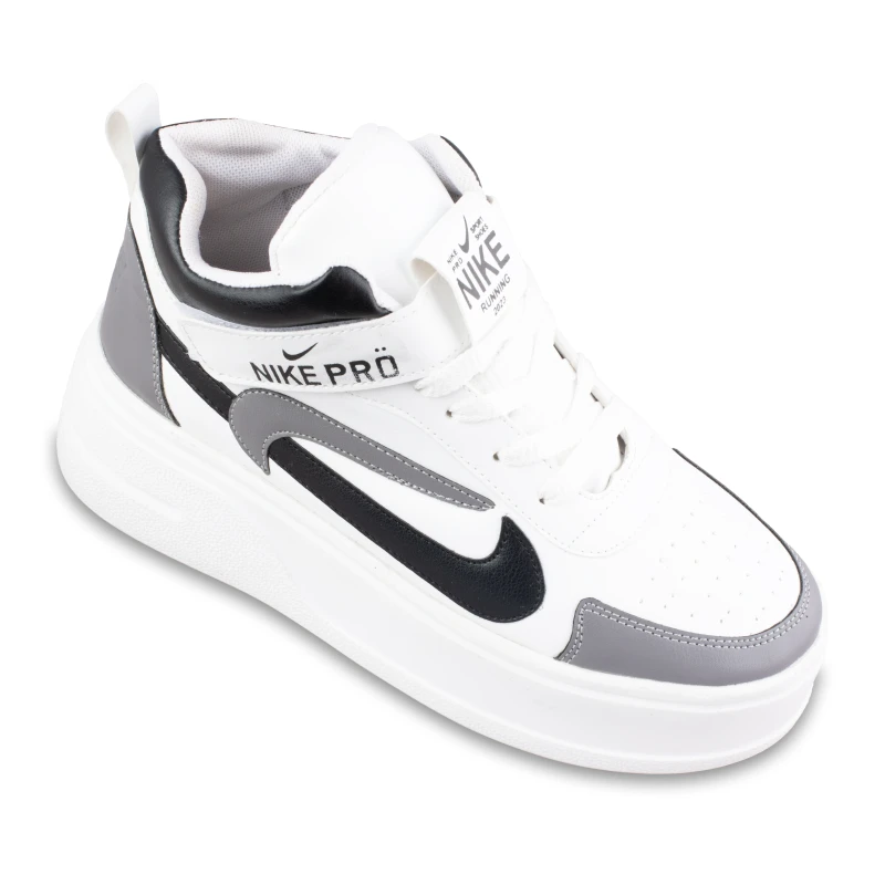 sneaker-nike-poro-lavani