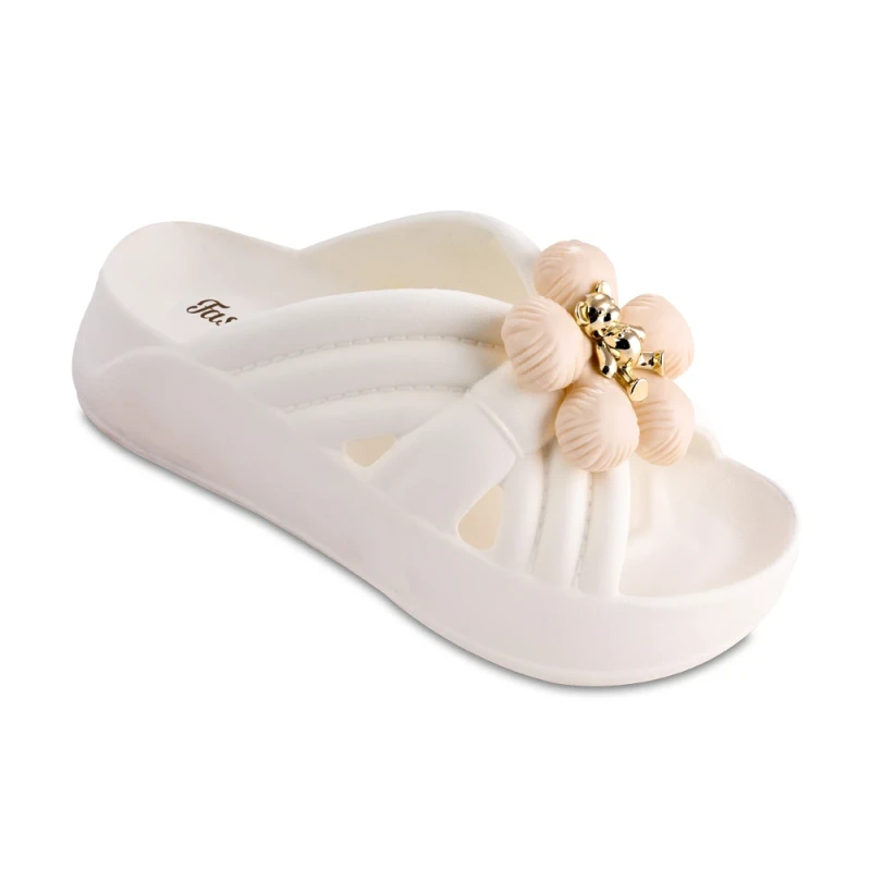 slipper-niaz-panda